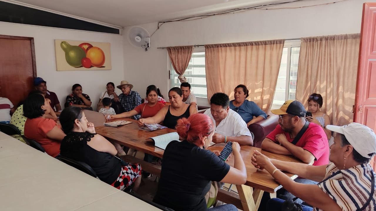 Se reúnen militantes en Villaflores en celebración del 86 Aniversario del PAN.