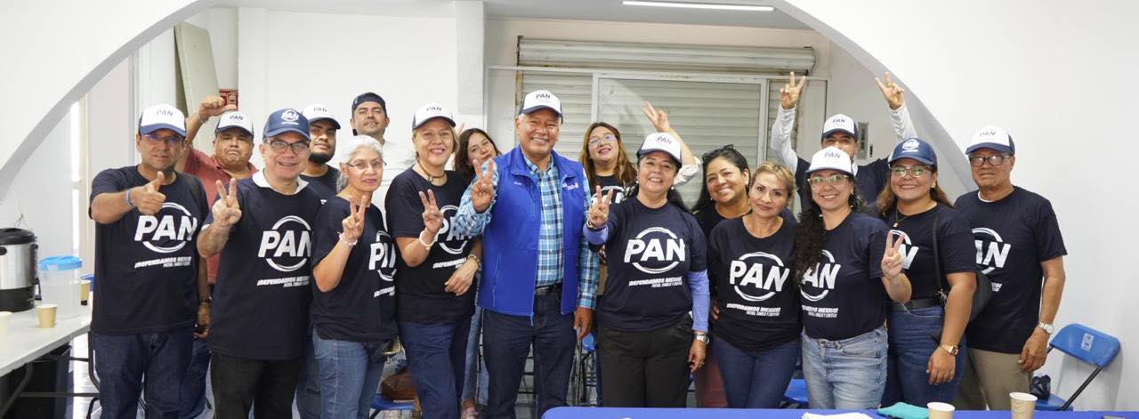 El PAN en Chiapas realiza recorrido por las calles de Tuxtla en compañía del Coordinador de Elecciones del CEN.