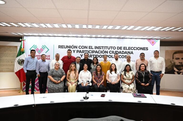 Nuestra presidenta, Katy Caravantes, acudió al encuentro con el gobernador del Estado de Chiapas.