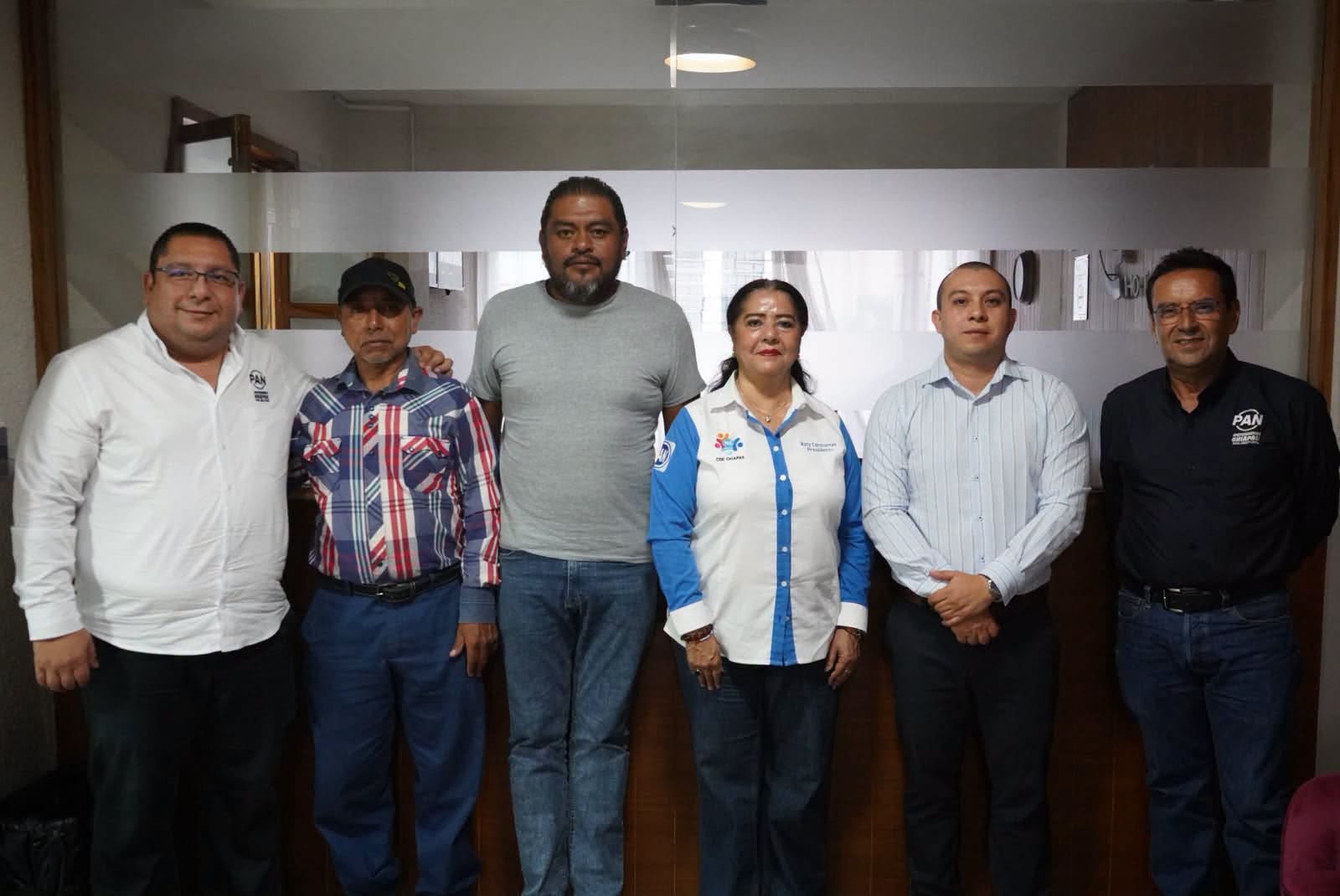 La dirigencia estatal sostuvo una reunión de trabajo con Víctor Gordillo Hidalgo, presidente de la Comisión Ciudadana de Comitán.