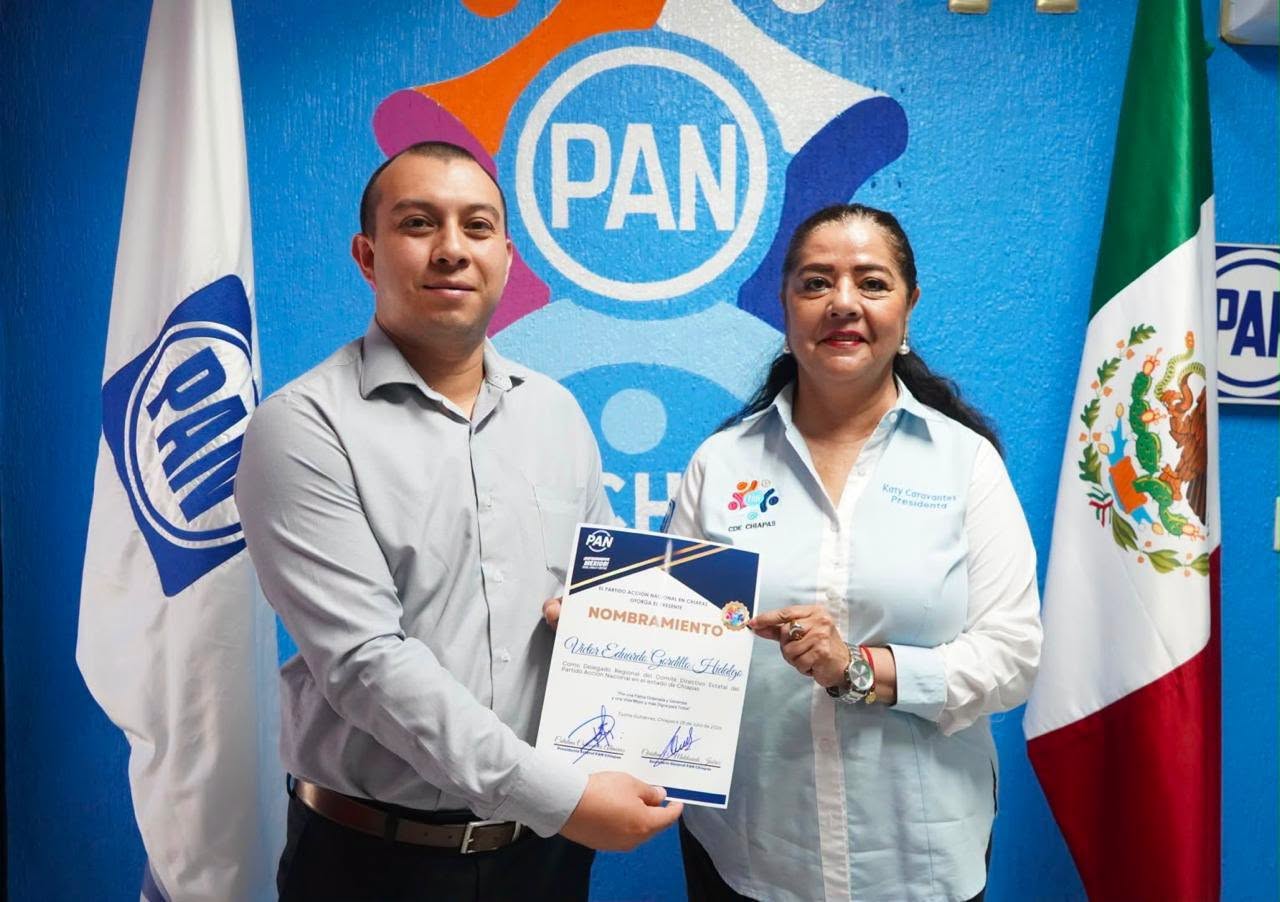 Nuestra presidenta, Katy Caravantes, entregó el nombramiento al Lic. Víctor Eduardo Gordillo Hidalgo como Delegado Regional del PAN Chiapas.