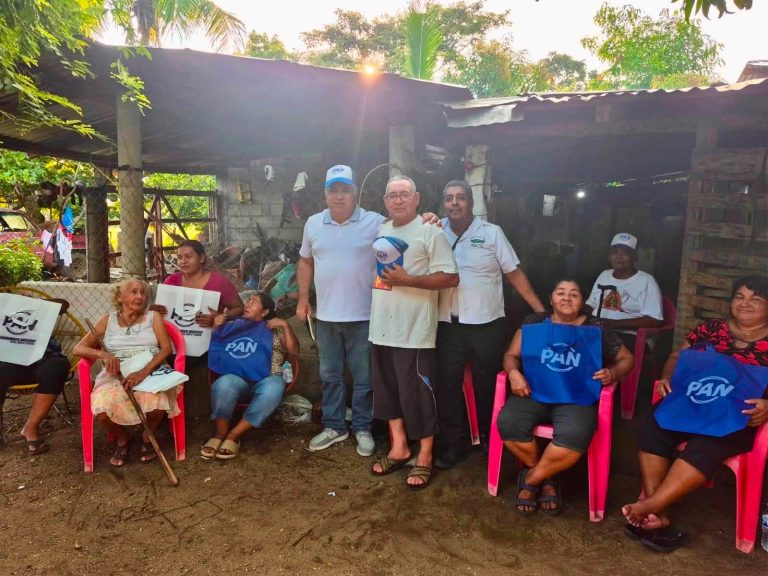 Llegar a las comunidades es ampliar la participación y la organización en Pijijiapan.