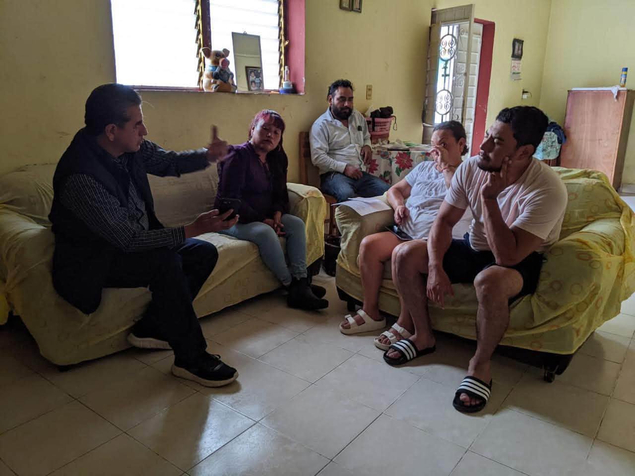 El secretario de Formación y Capacitación, Mtro. Julio Camacho Muñoz, visitó Ixtapa, Soyaló y Pueblo Nuevo.